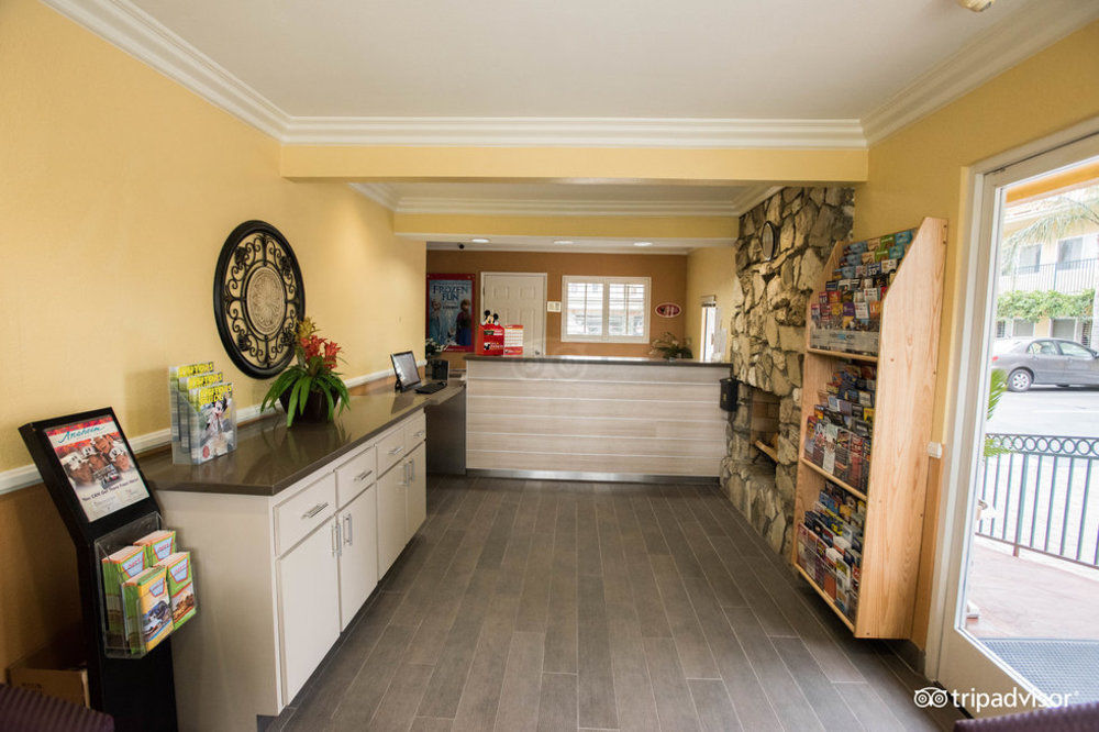 Anaheim Islander Inn And Suites Near Park And Convention Center Экстерьер фото