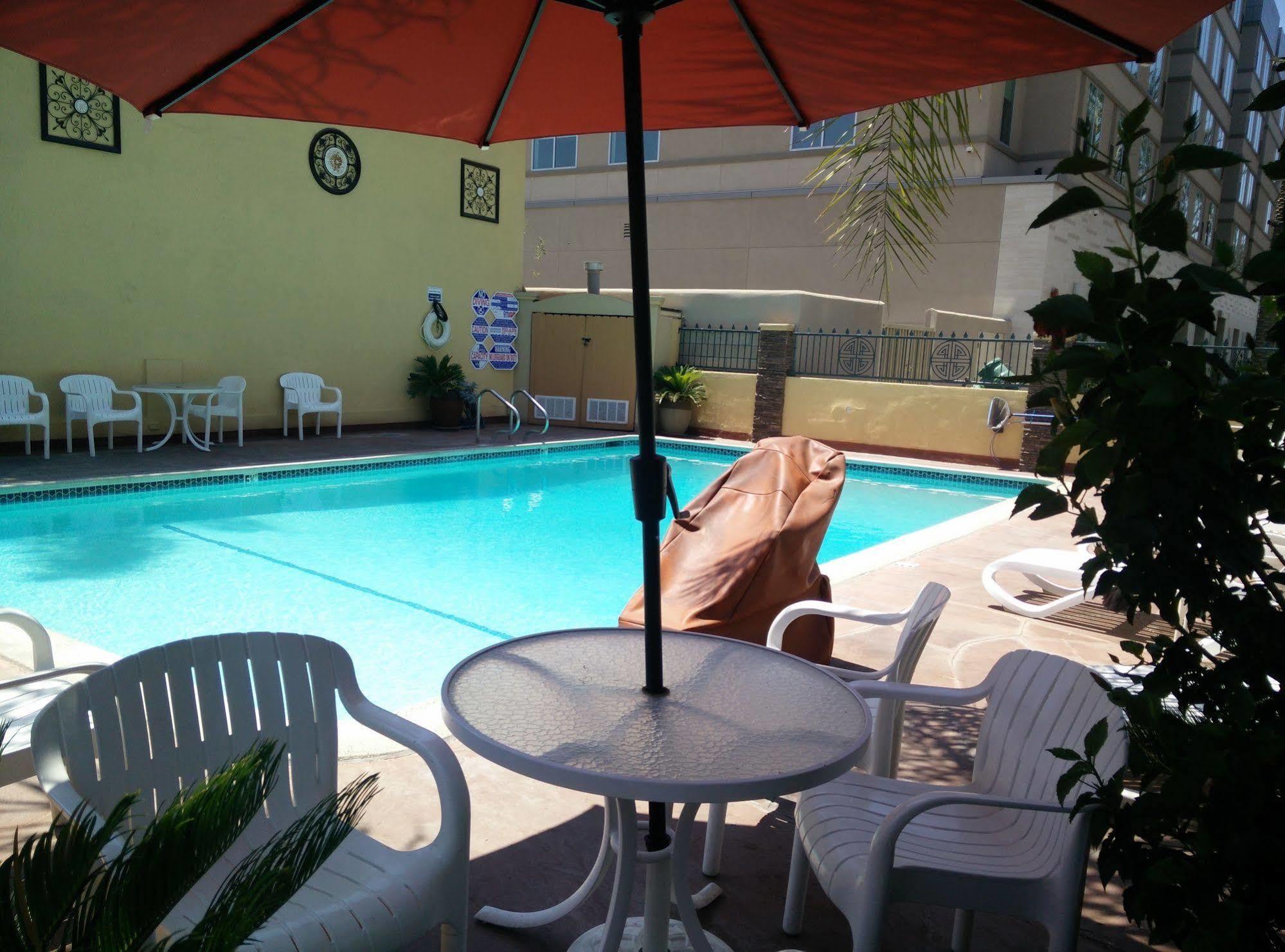 Anaheim Islander Inn And Suites Near Park And Convention Center Экстерьер фото