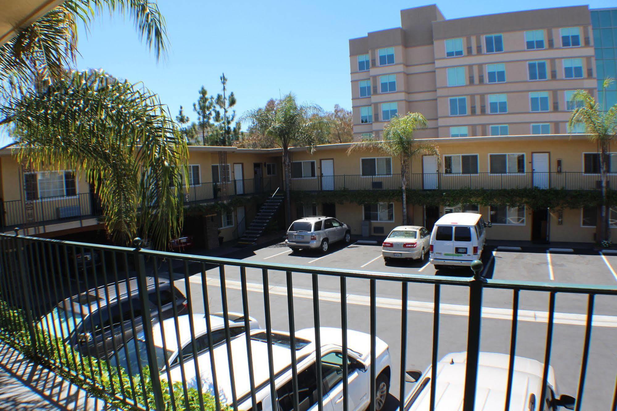 Anaheim Islander Inn And Suites Near Park And Convention Center Экстерьер фото